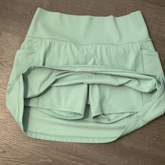 Athleta Light Green Mini Skirt - Picture 6 of 8